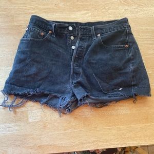 VINTAGE LEVI’S high waisted black jean shorts